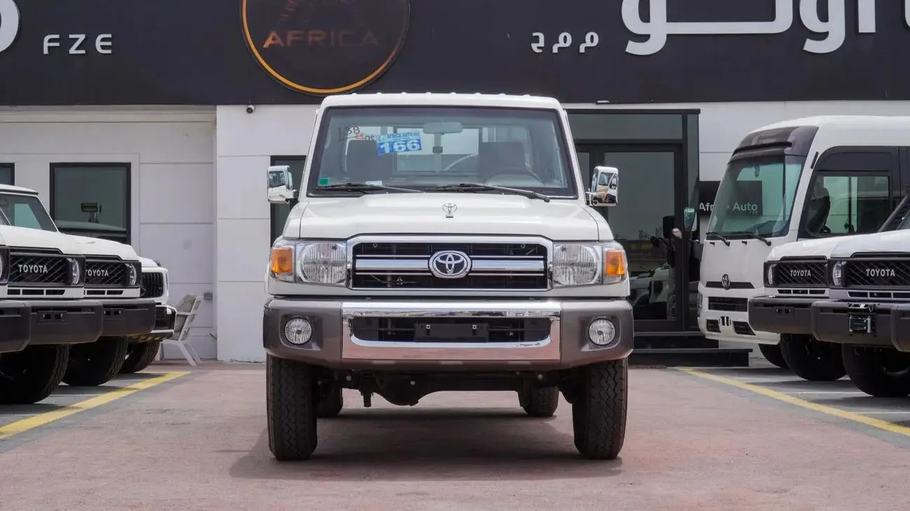 Toyota Land Cruiser Pick Up 2023 4L