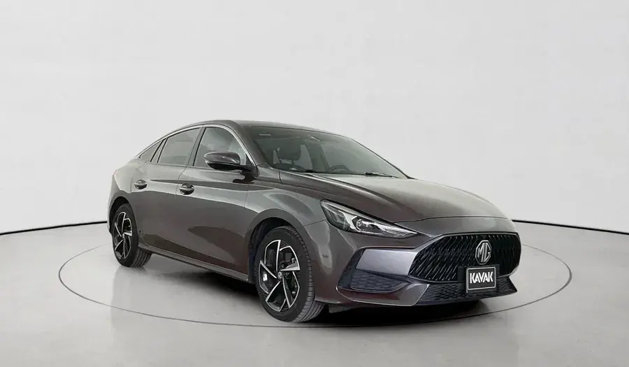 أم جي GT 2022