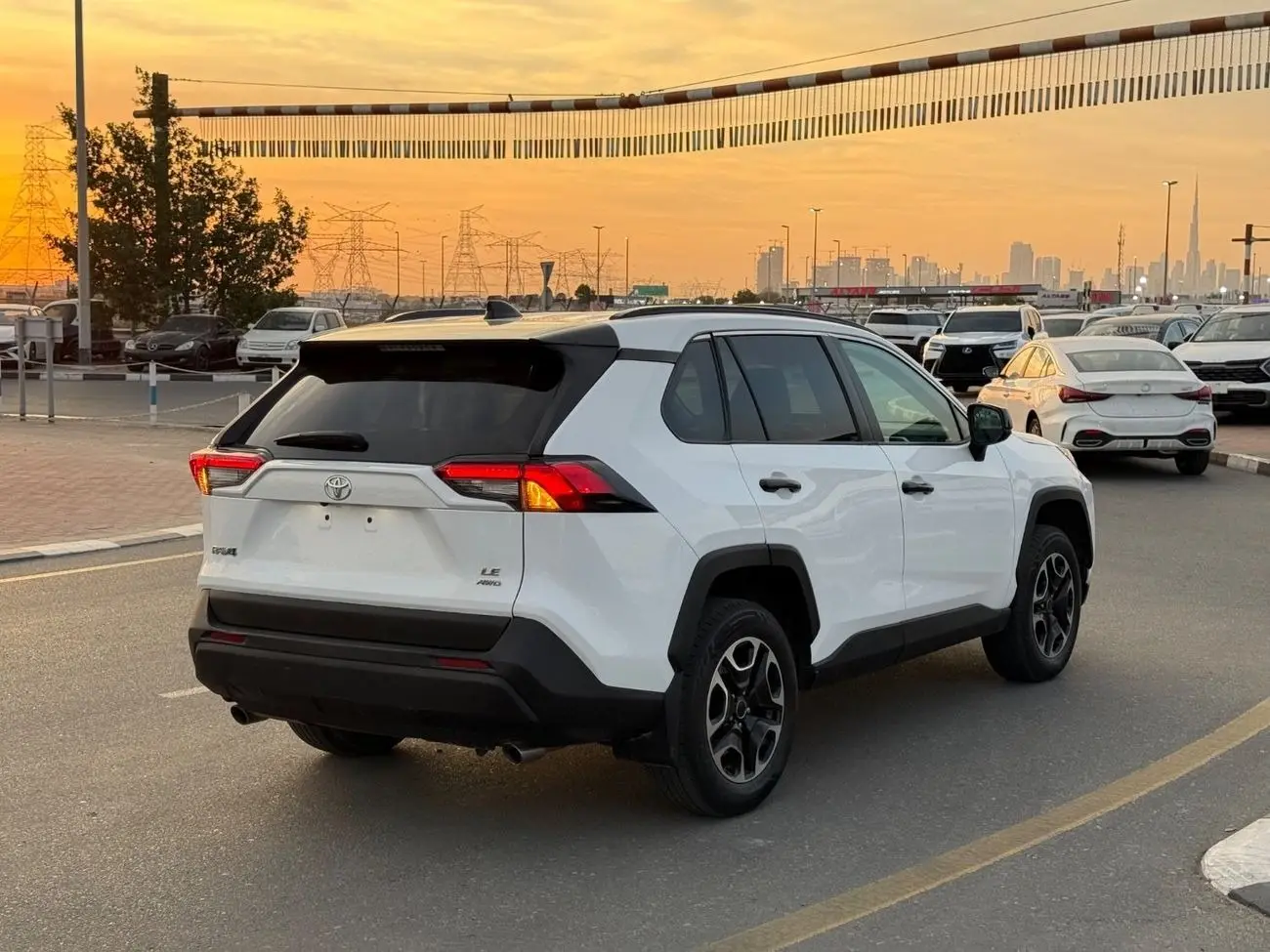 تويوتا راف ٤ 2021