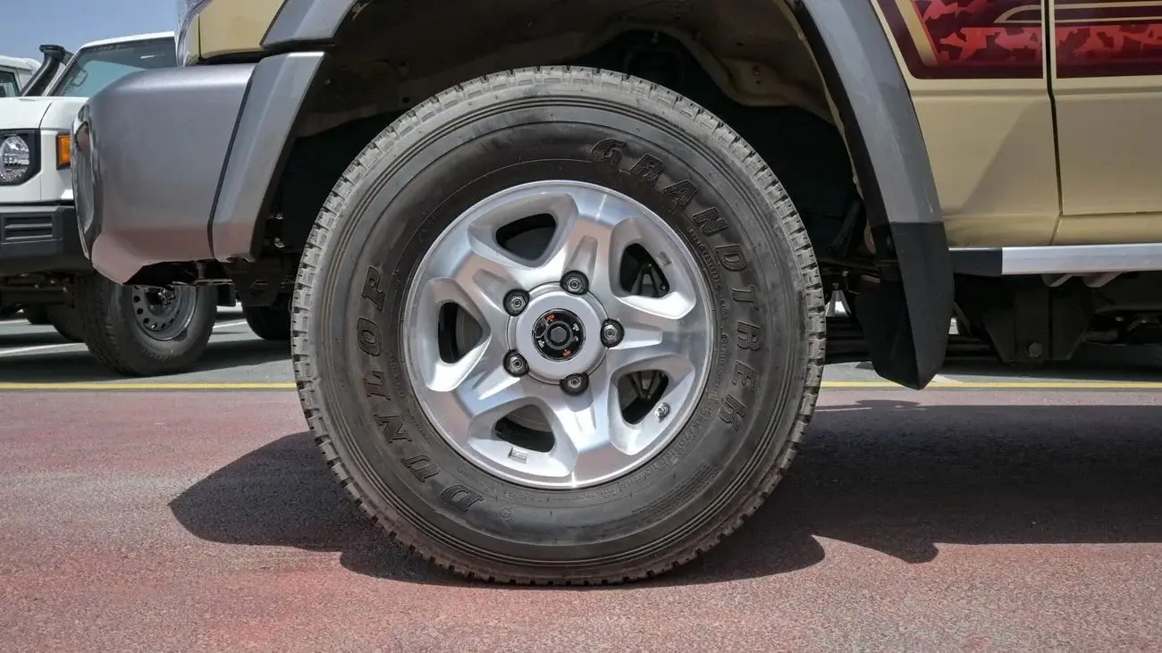 Toyota Land Cruiser Pick Up 2023 4.5L