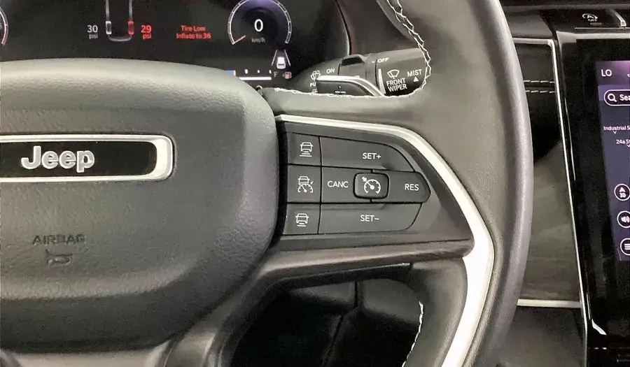 جيب جراند شيروكي 2022