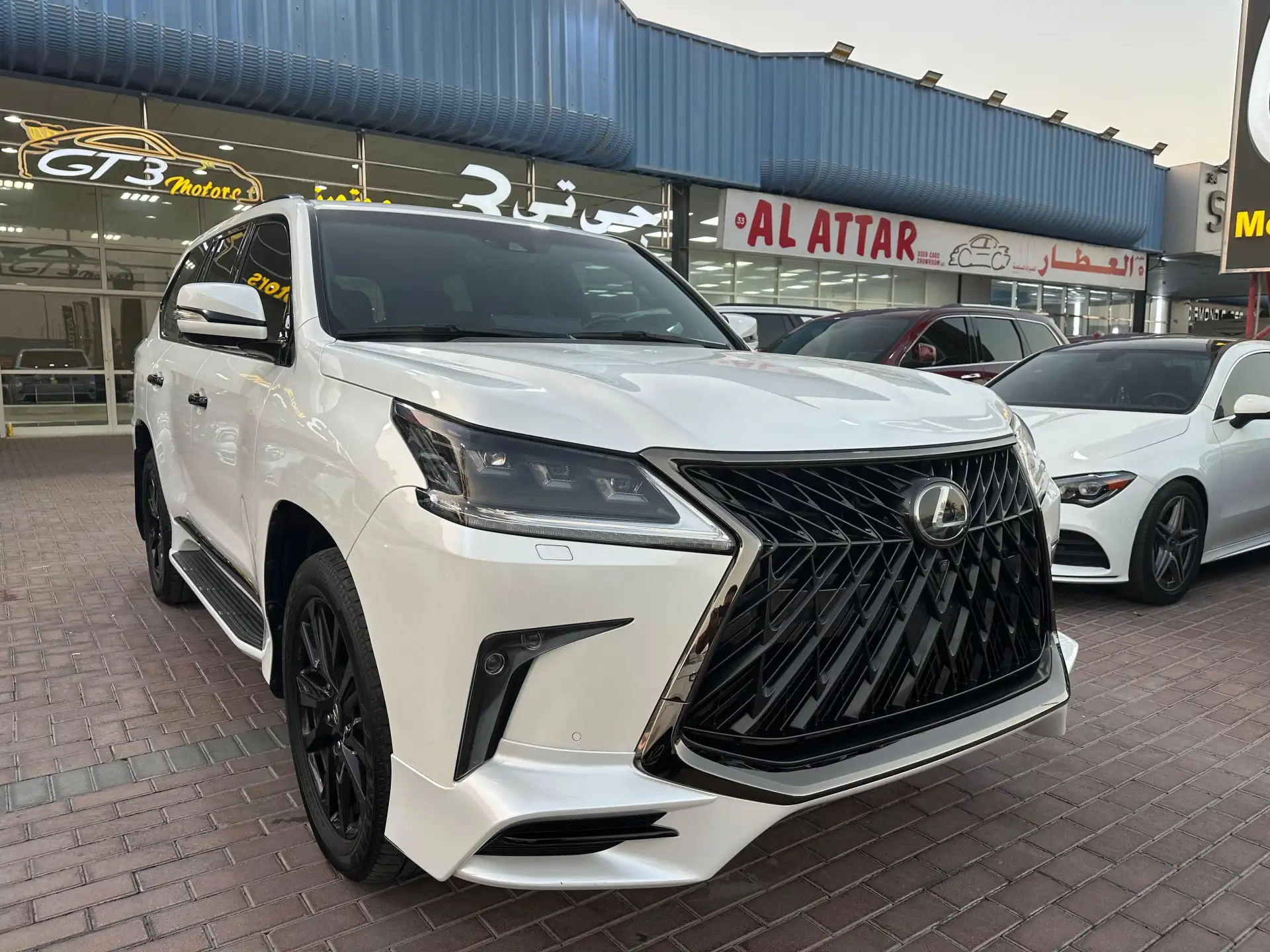 لكزس LX 2019 0.1L