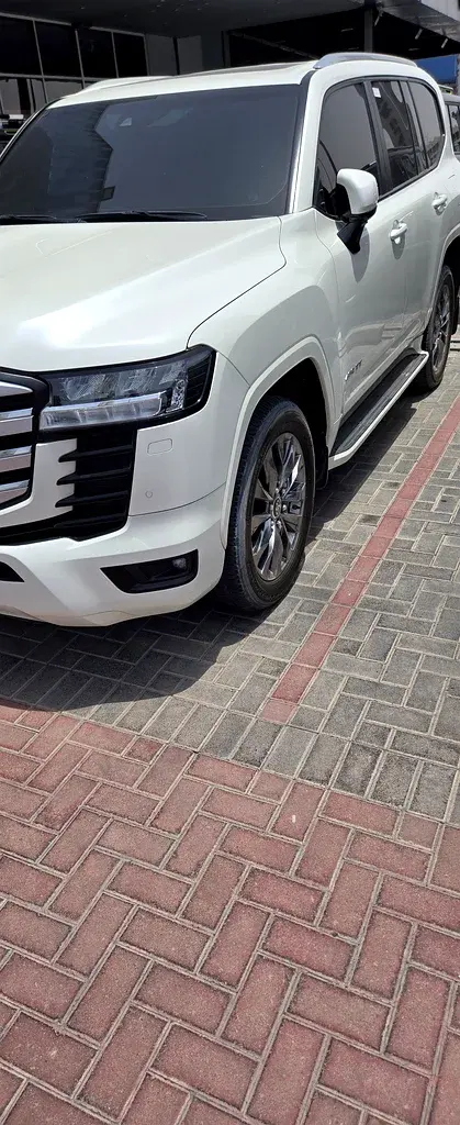 Toyota Land Cruiser 2023