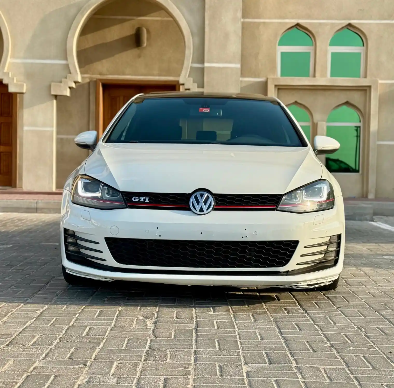 فولكس واجن جولف 2015