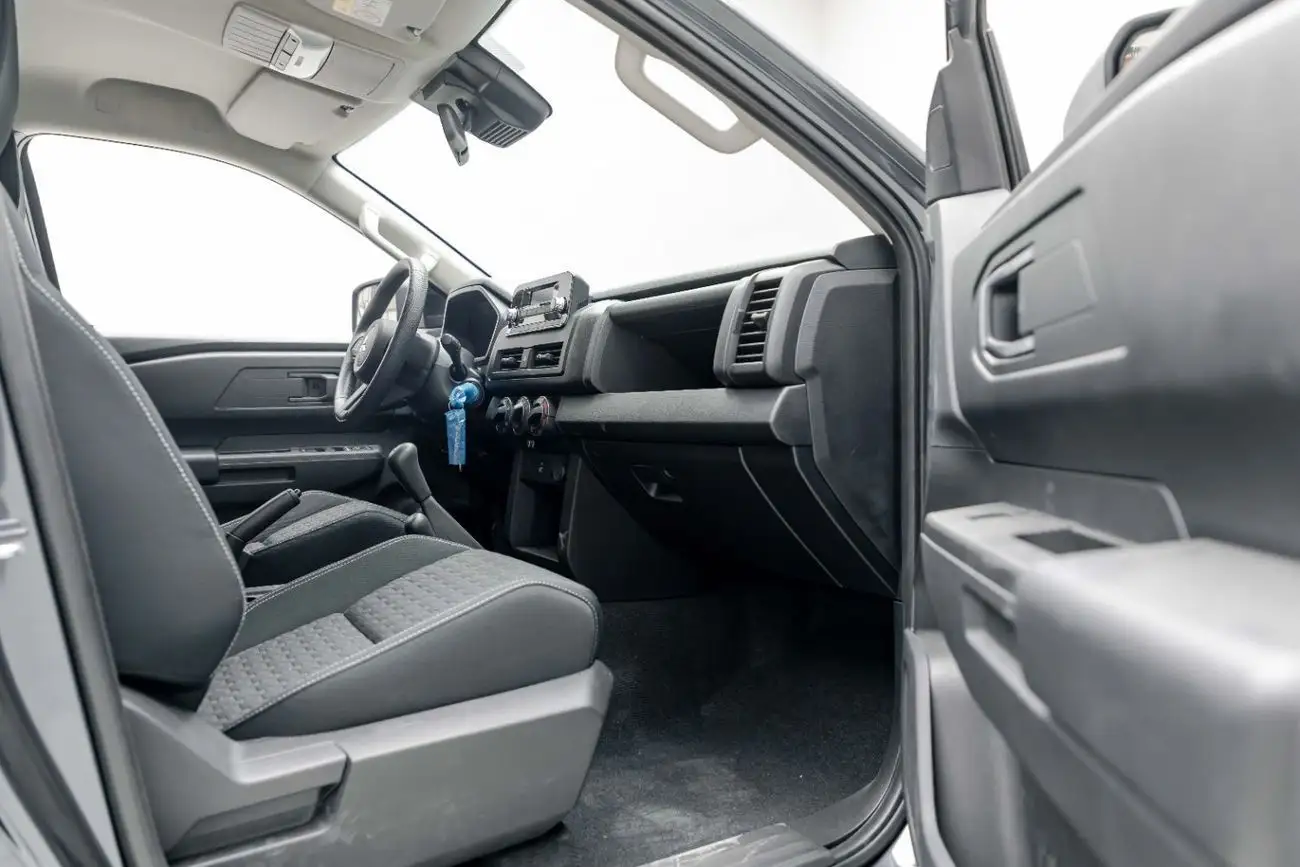 ميتسوبيشي L200 2025 2.4L