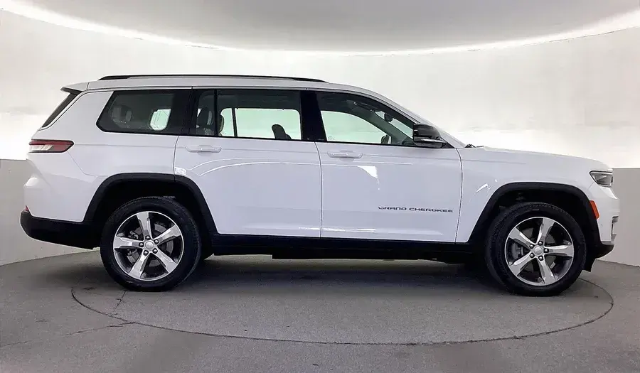 جيب جراند شيروكي 2022