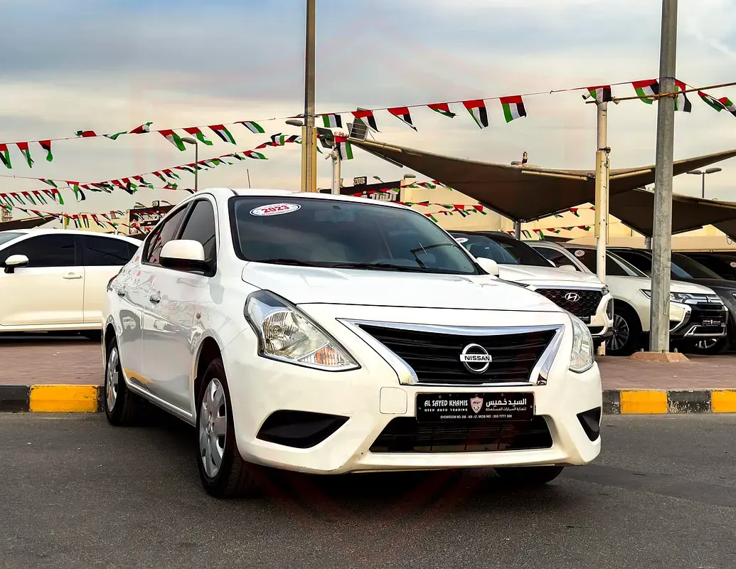 Nissan Sunny 2023