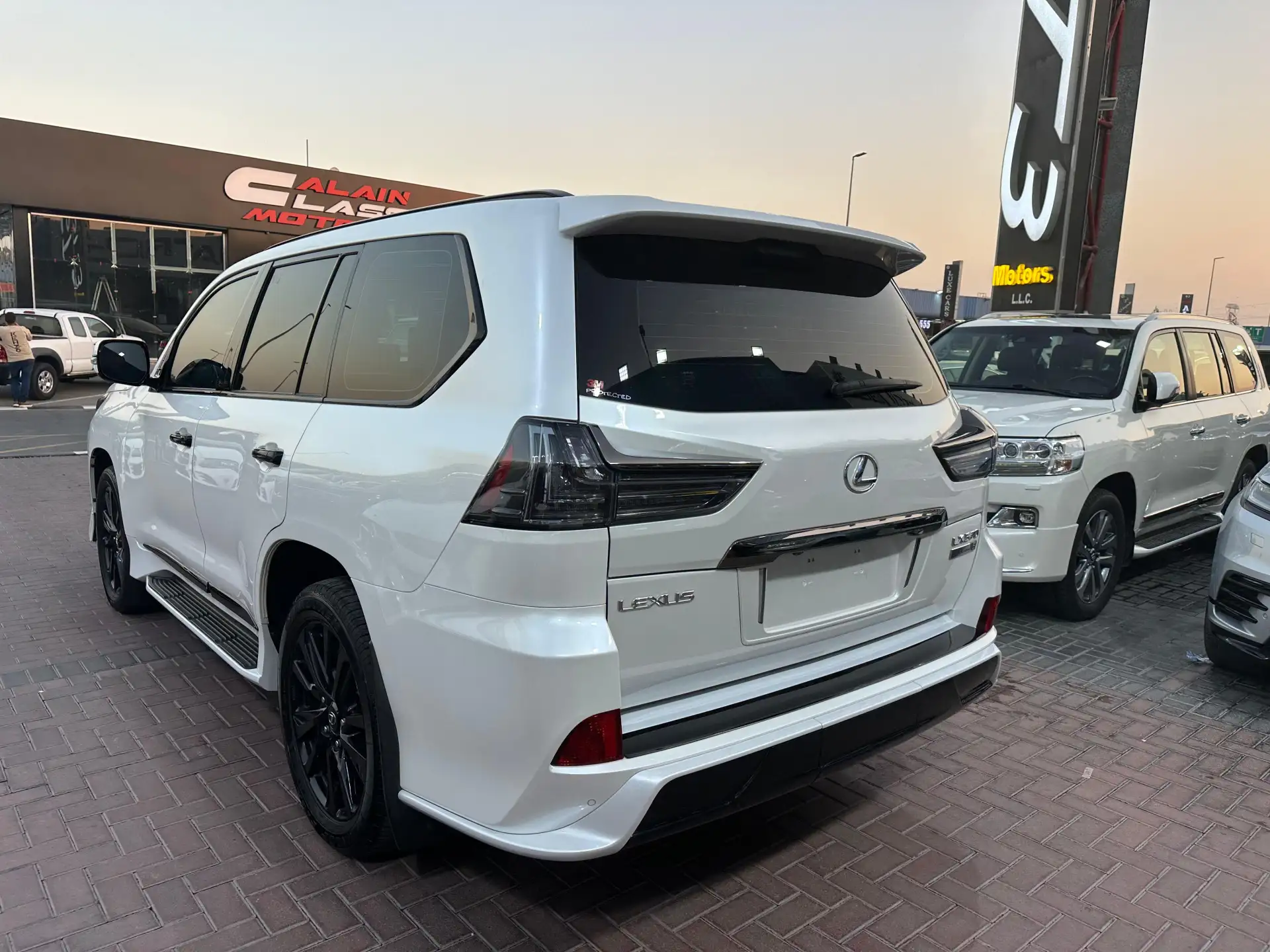 لكزس LX 2019 0.1L