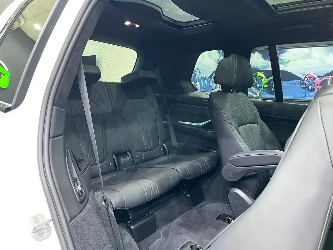 BMW X7 2024