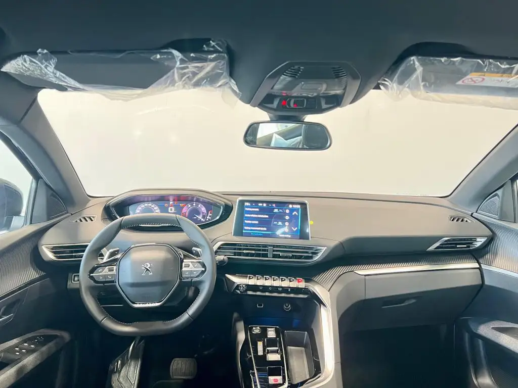 بيجو 3008 2025 1.6L