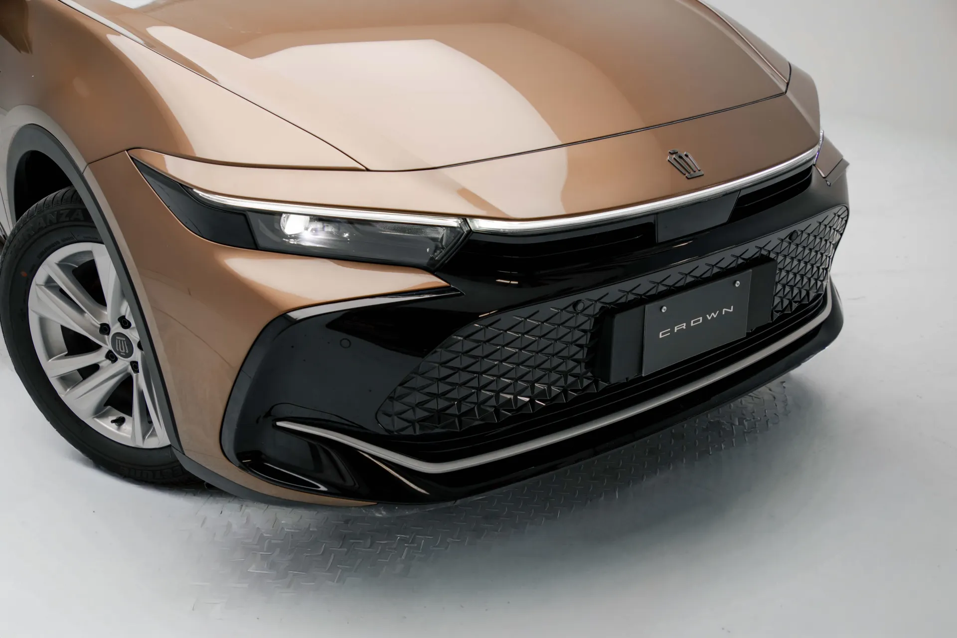 تويوتا كراون 2025 2.5L