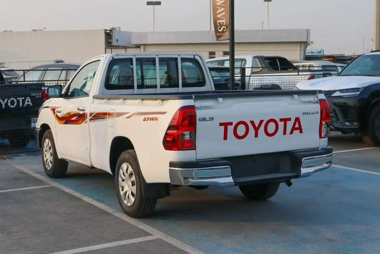 تويوتا هيلوكس 2025 2.7L