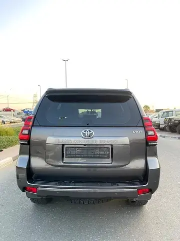 Toyota LAND CRUISER PRADO 2019