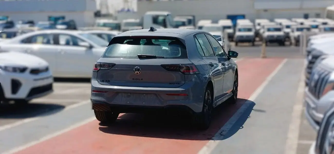 Volkswagen Golf R 2025 1.5L