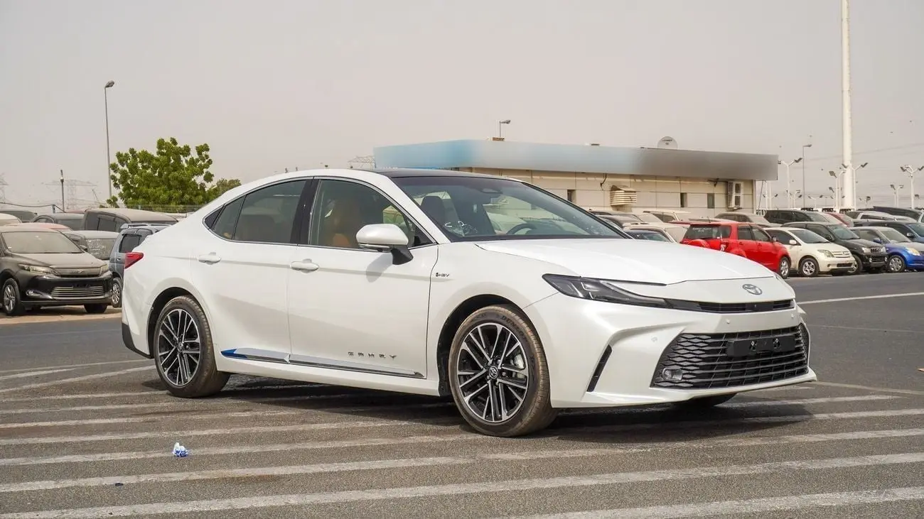 Toyota Camry HEV 2025 2.5L
