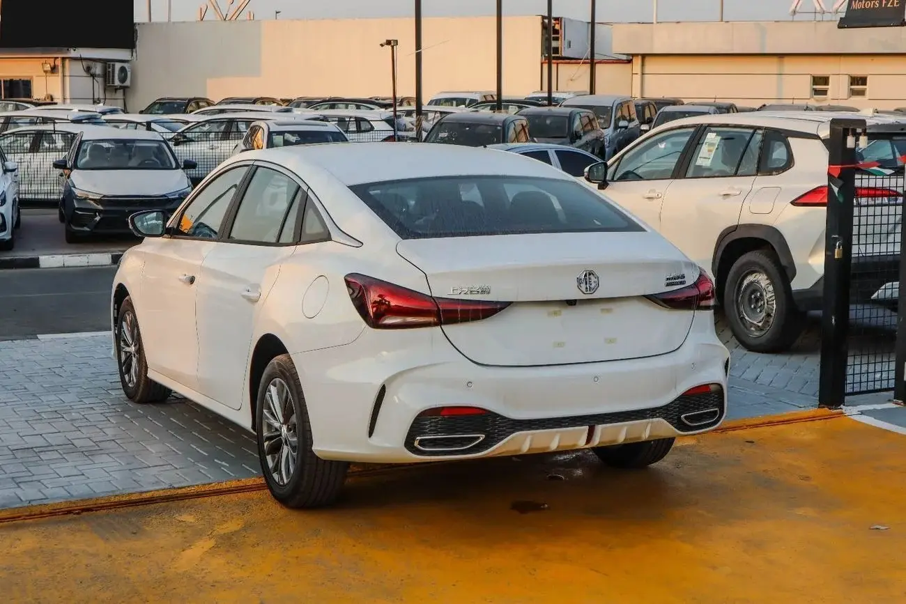 MG 5 2025
