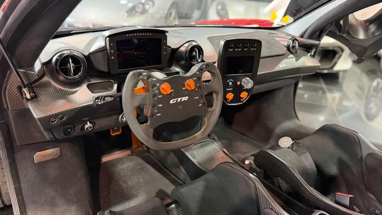 مكلارين سينا 2019 4L