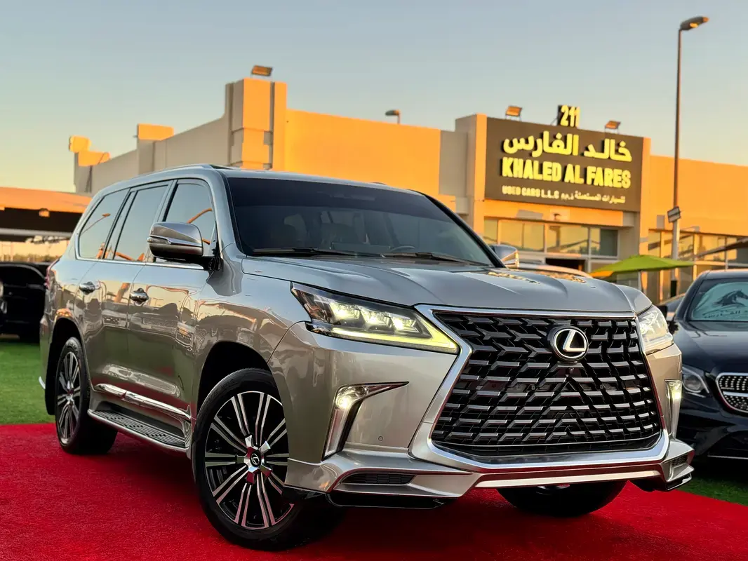 لكزس LX 2021