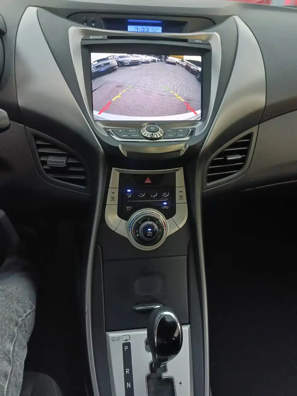 هيونداي إلانترا 2014