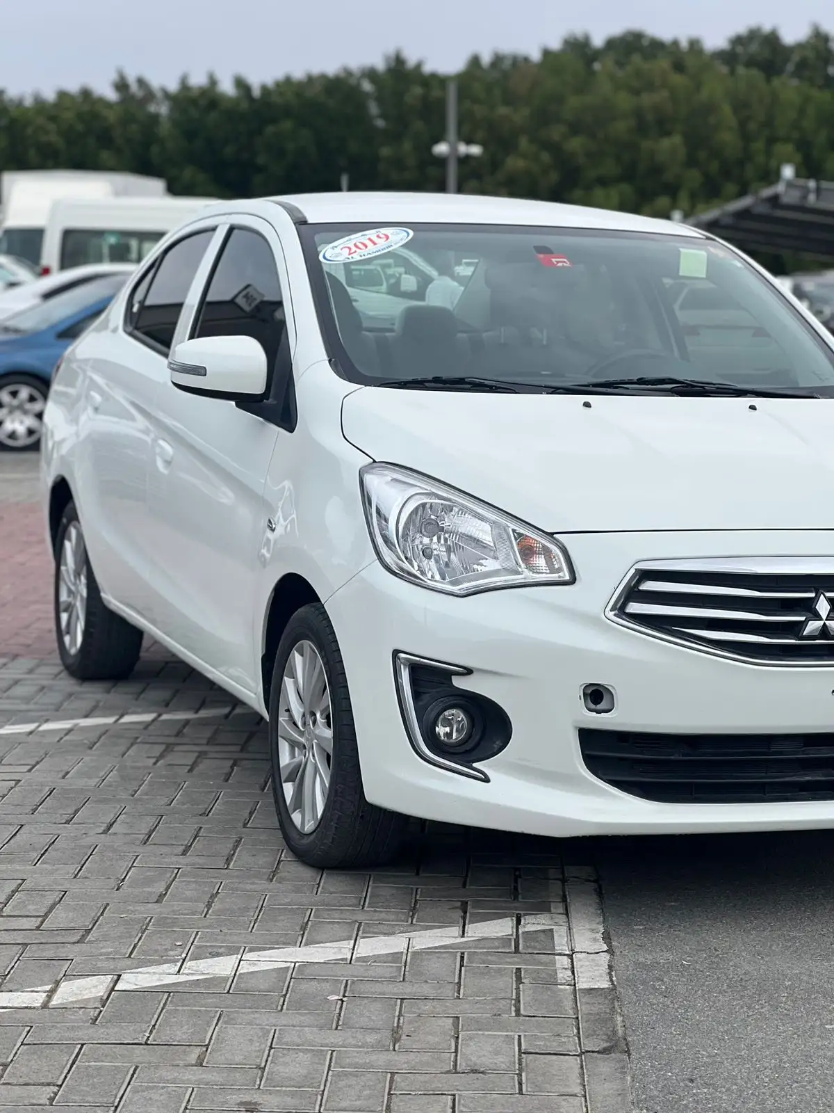 Mitsubishi Attrage 2019