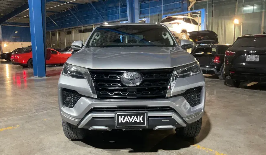 Toyota Fortuner 2022 4L
