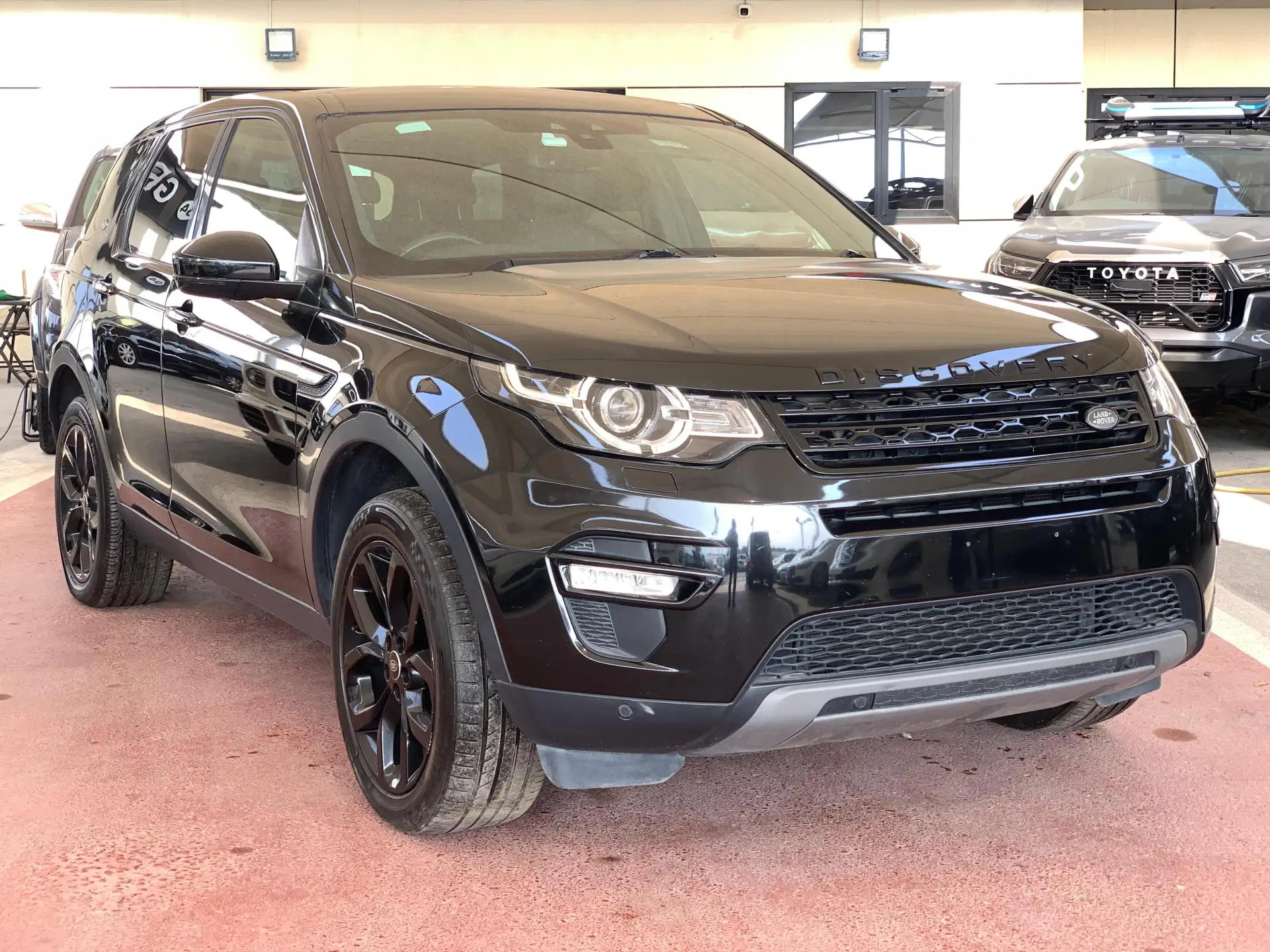 Land Rover Discovery 2016