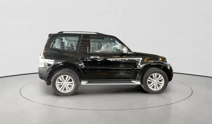 Mitsubishi Pajero 2018