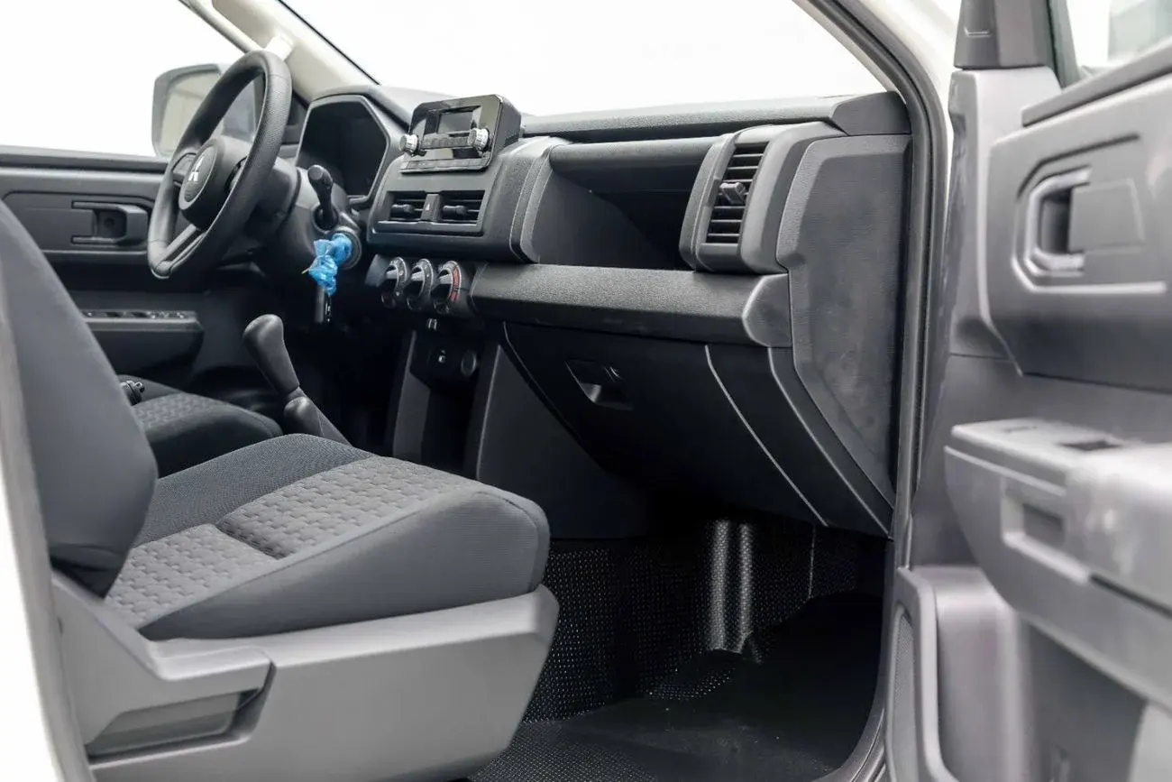 ميتسوبيشي L200 2025