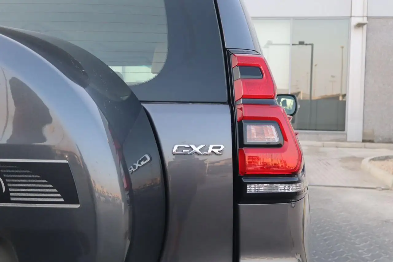 تويوتا برادو 2021 2.7L