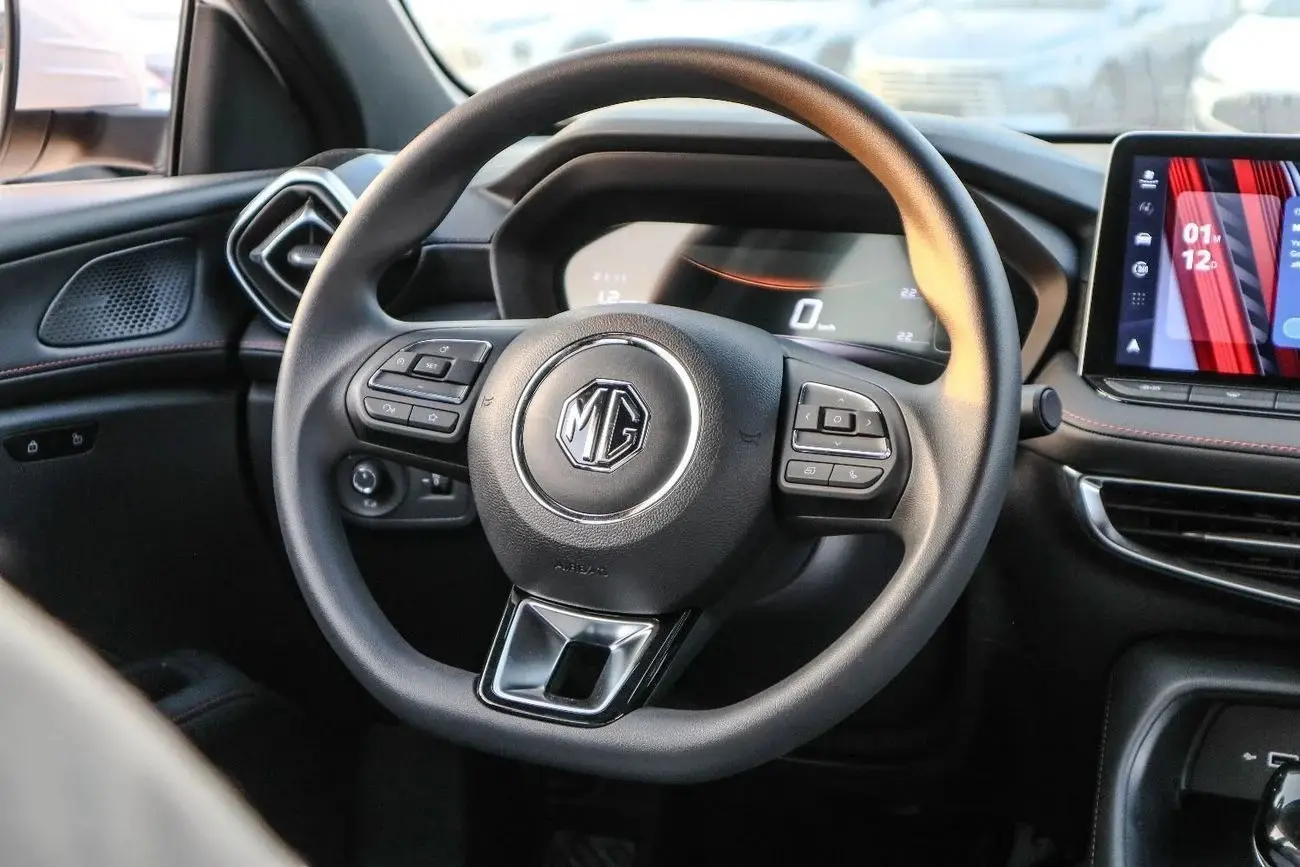 MG 5 2025