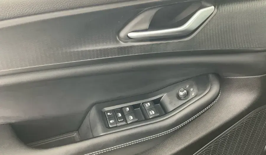 جيب جراند شيروكي 2023 3.6L