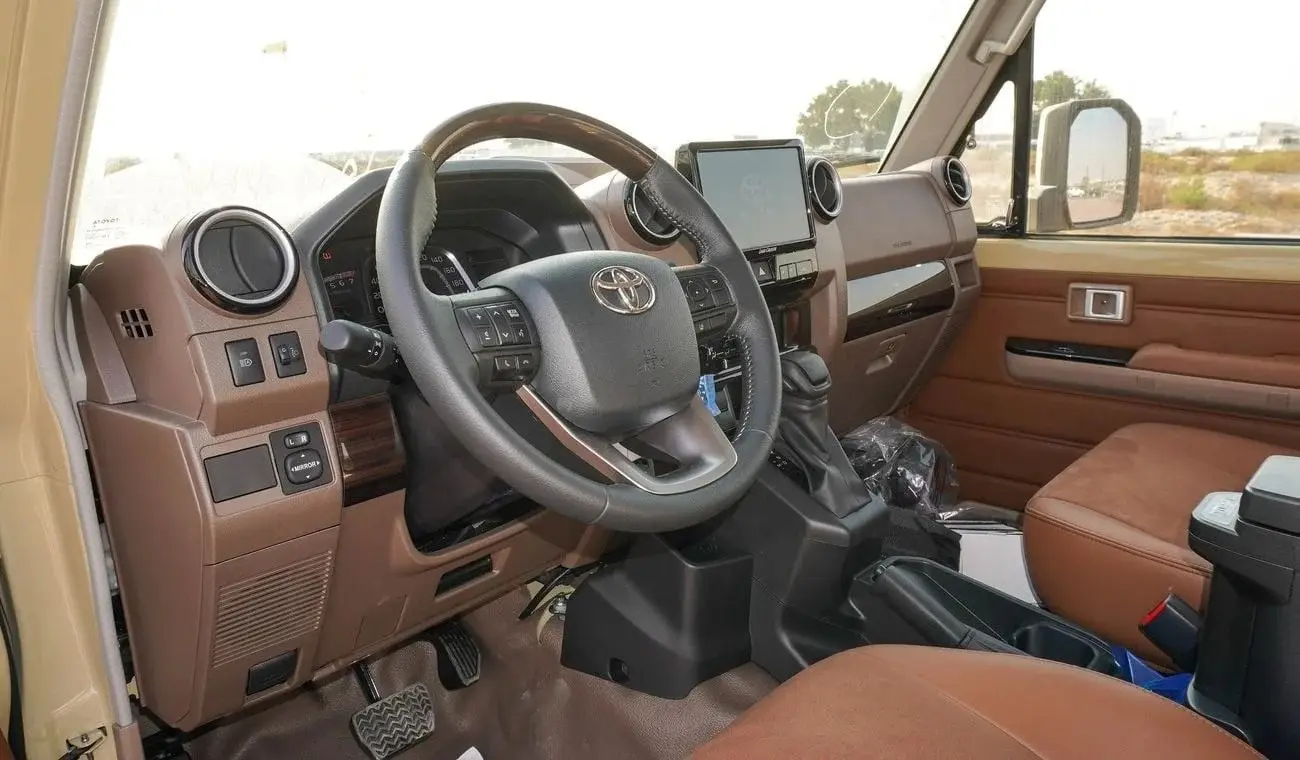 Toyota Land Cruiser Pick Up 2025 4L
