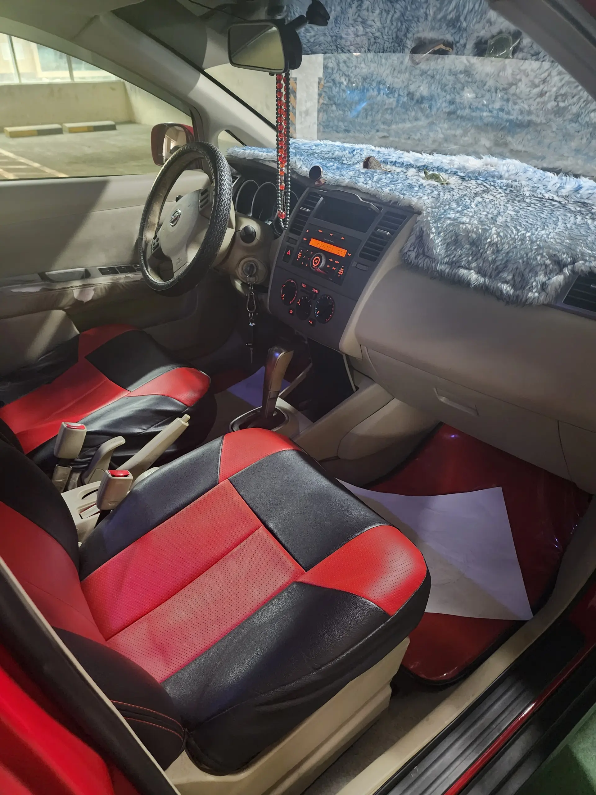 Nissan Tiida 2011 1800L