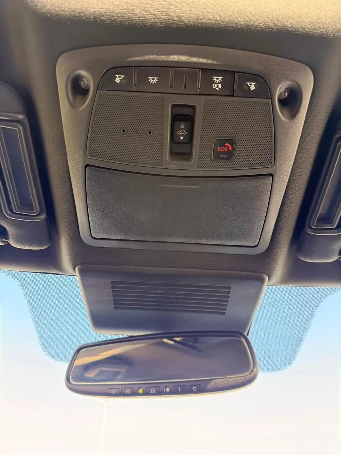 Nissan Armada 2022 5.6L