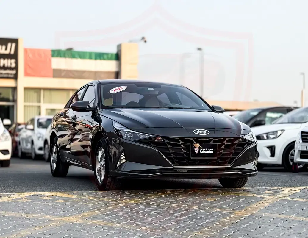 Hyundai Elantra 2023