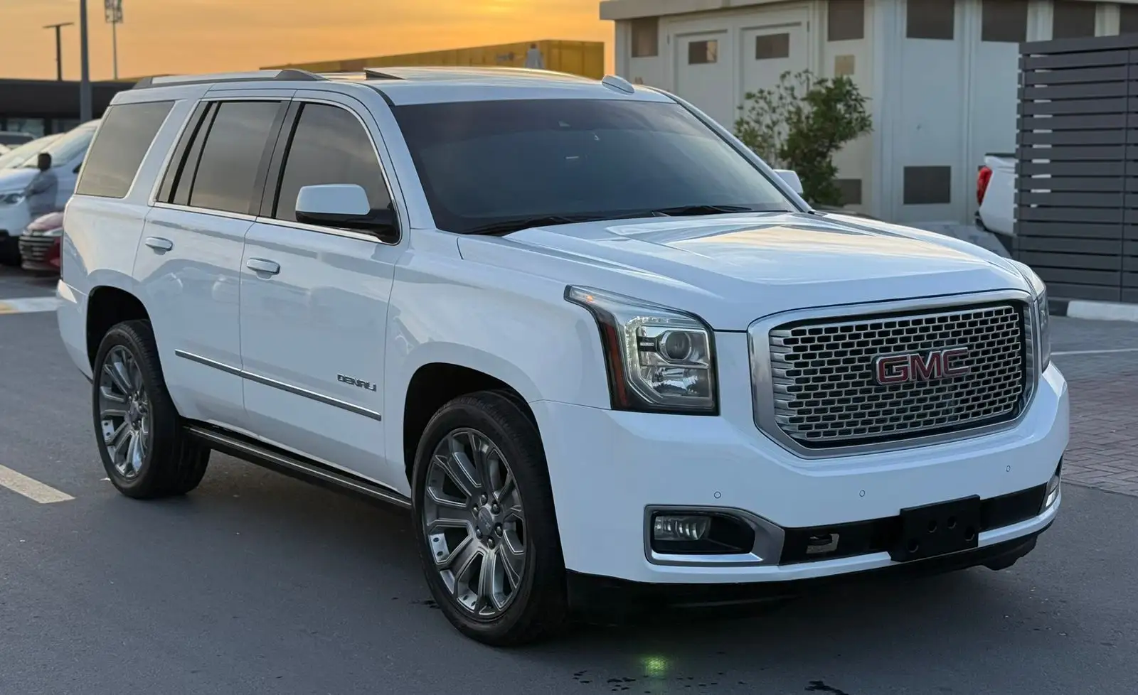 جي أم سي يوكون 2015 undefinedL