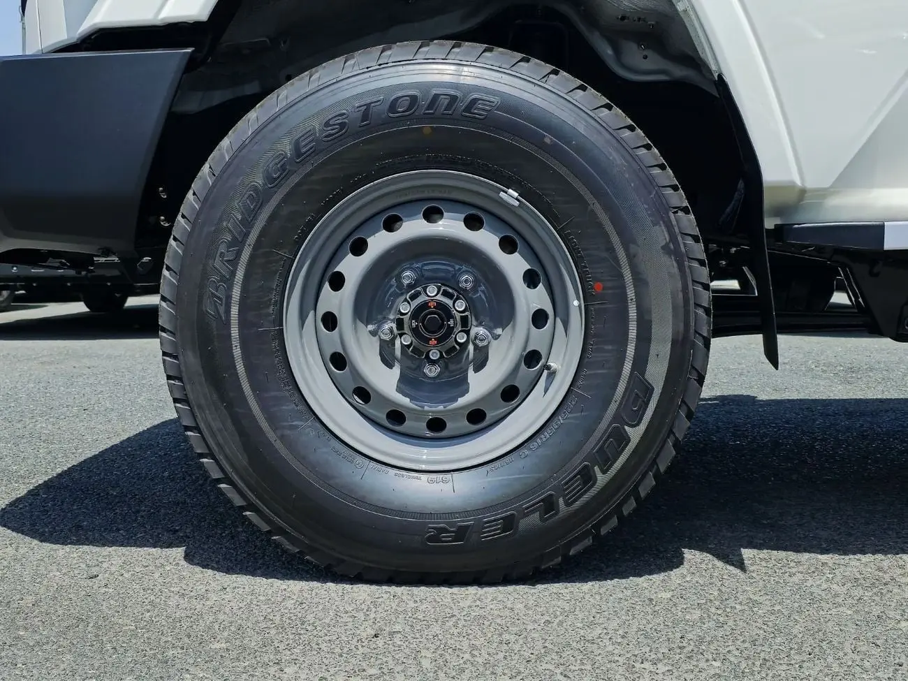 تويوتا لاند كروزر بيك آب 2025 2.8L