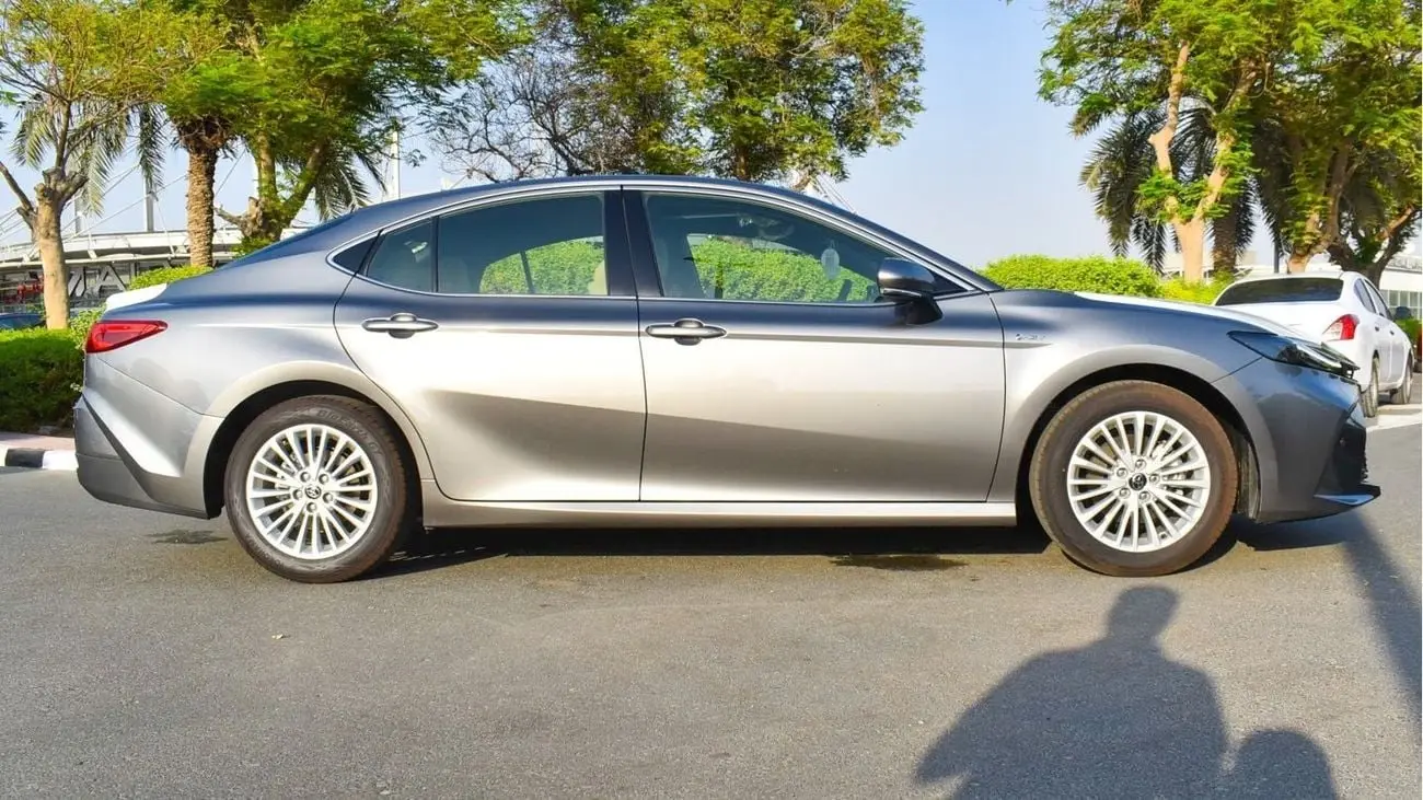 Toyota Camry HEV 2025 2.5L