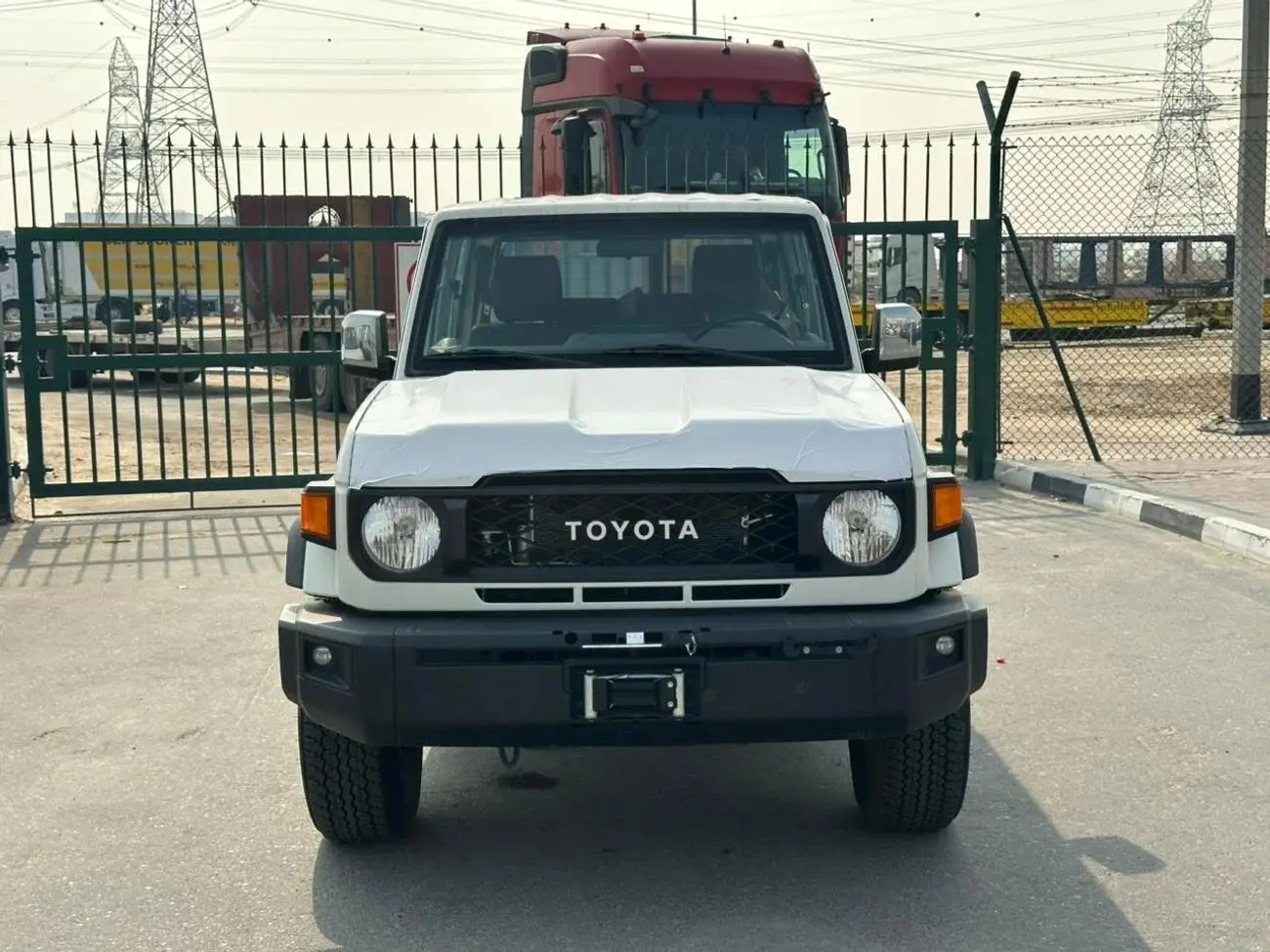 تويوتا لاند كروزر 70 2024 2.8L