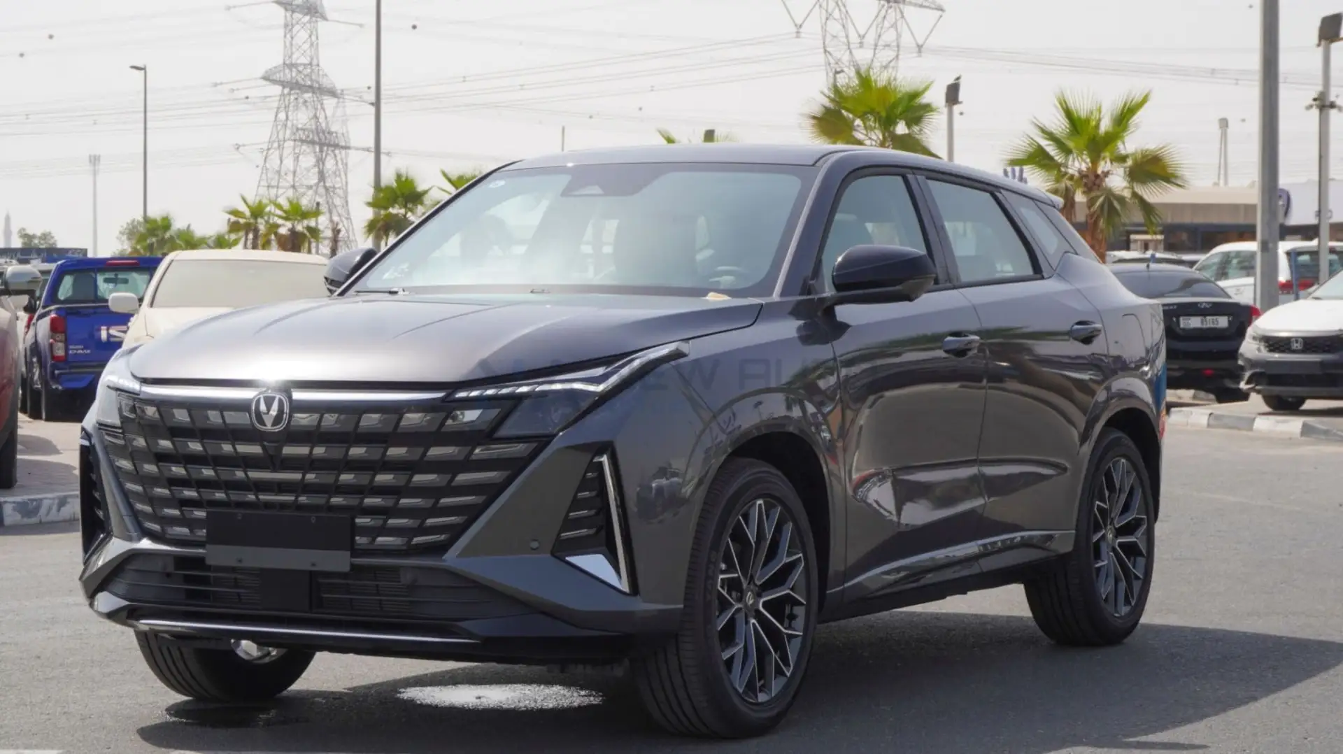 شانجان UNI-V 2025