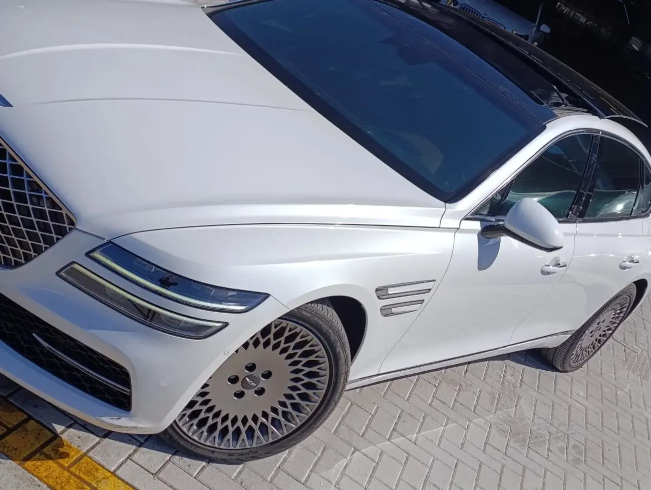 Genesis G80 2023 2.5L