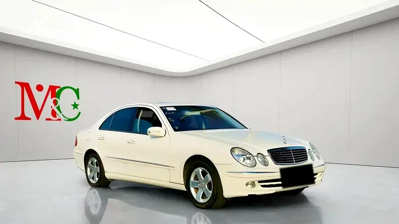 مرسيدس بنز E Class 2003 2.4L