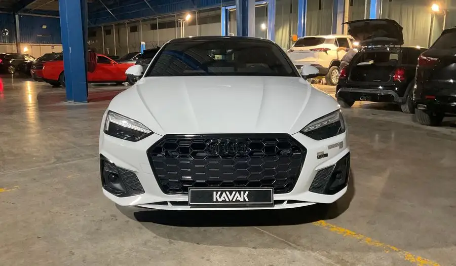Audi A5 2022 2L