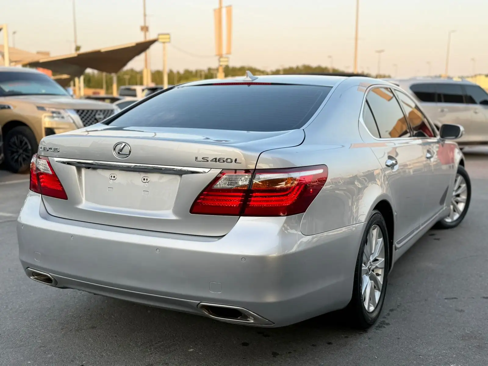 لكزس LS 2010