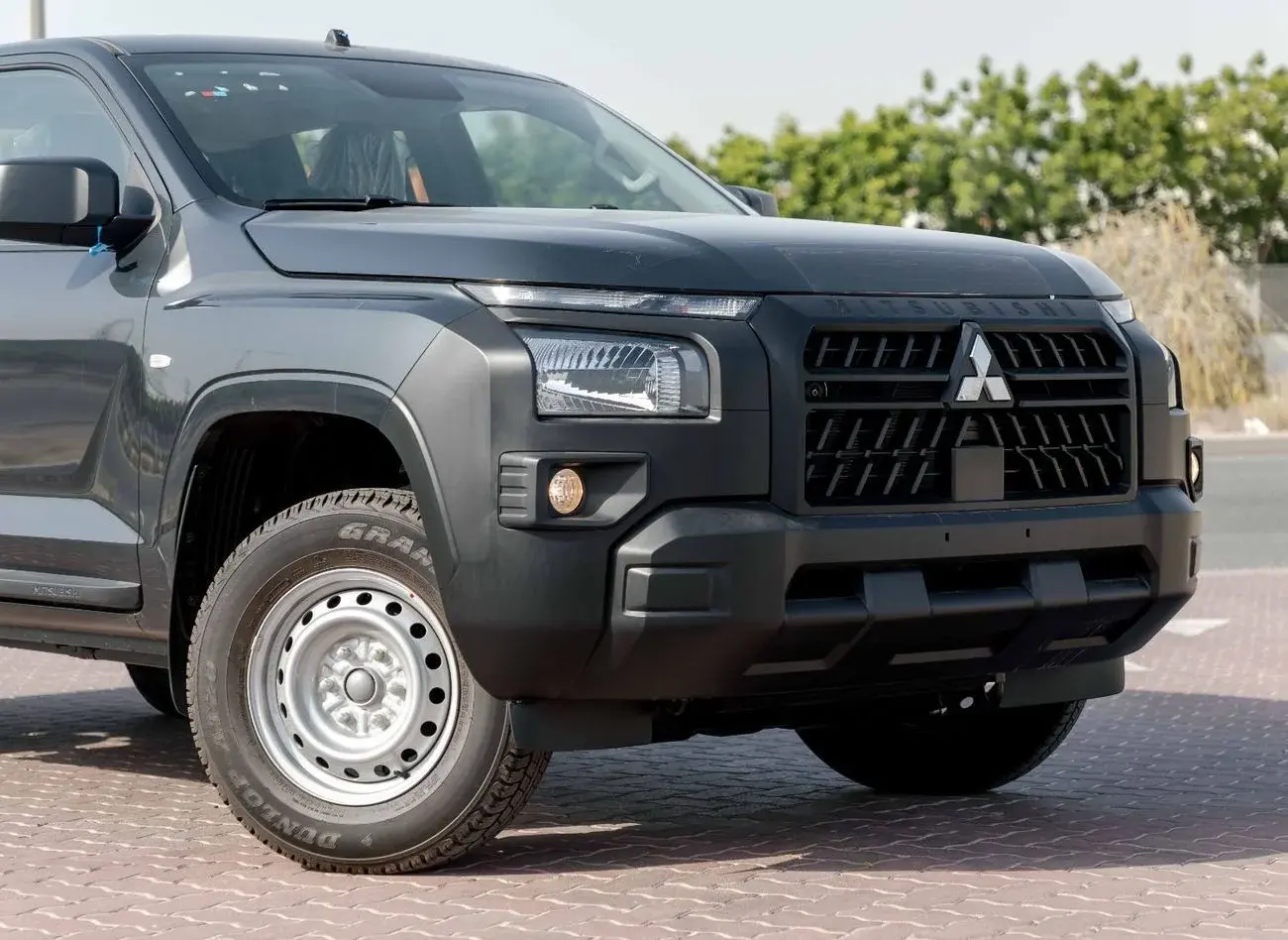 ميتسوبيشي L200 2025 2.4L