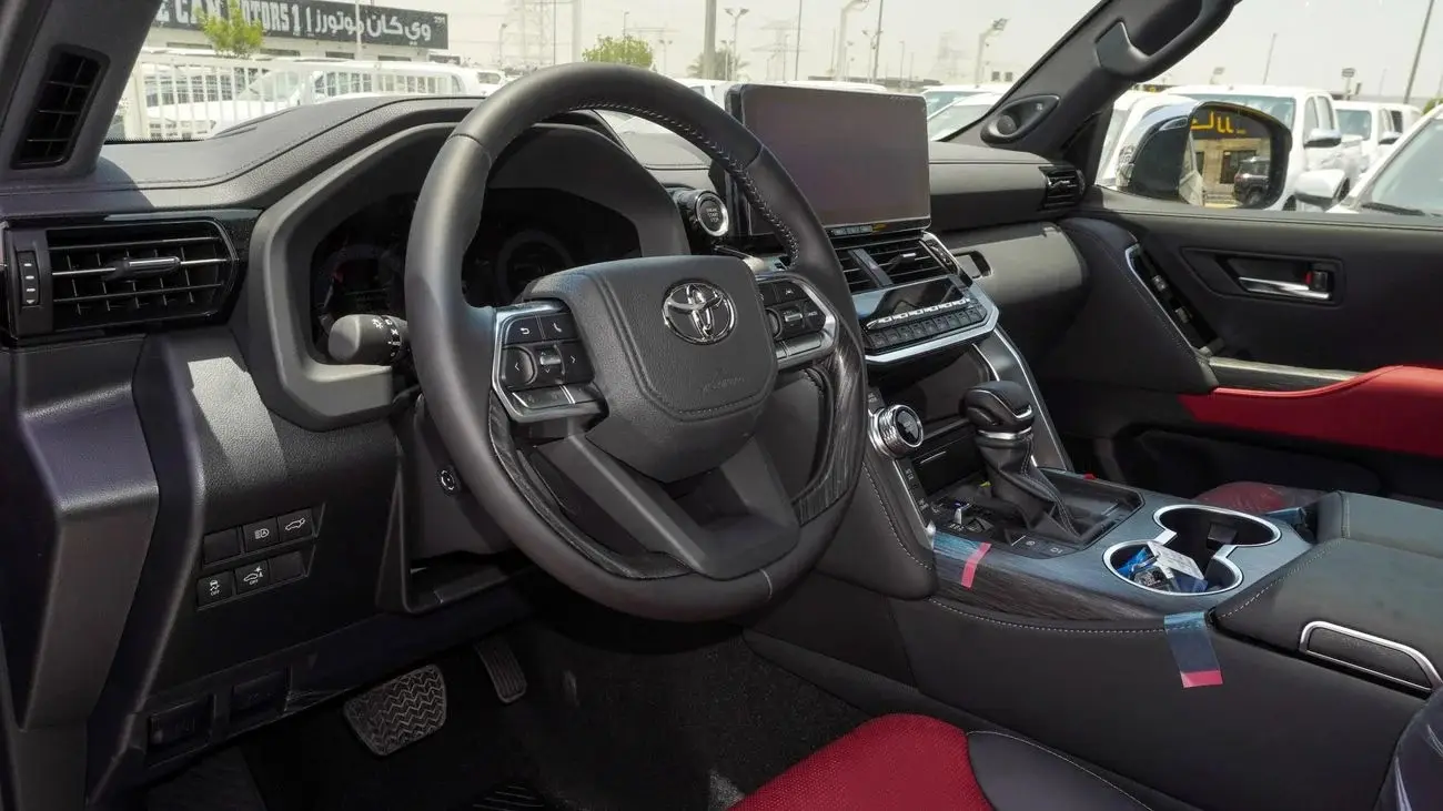 تويوتا لاند كروزر 2025 3.5L