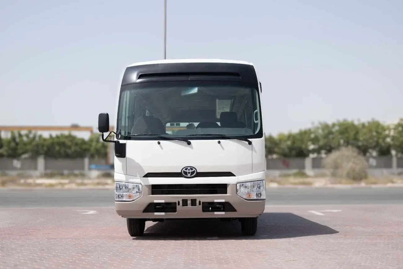 تويوتا كوستر 2025