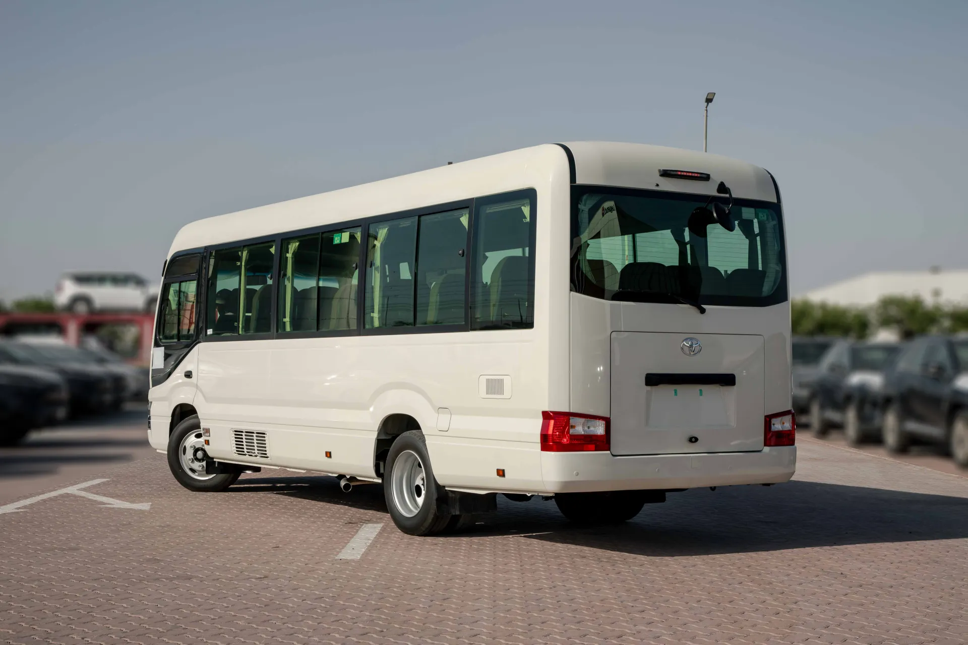Toyota Coaster 2025 2.7L