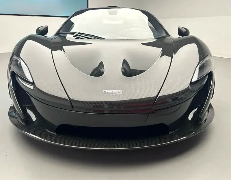 مكلارين P1 2012