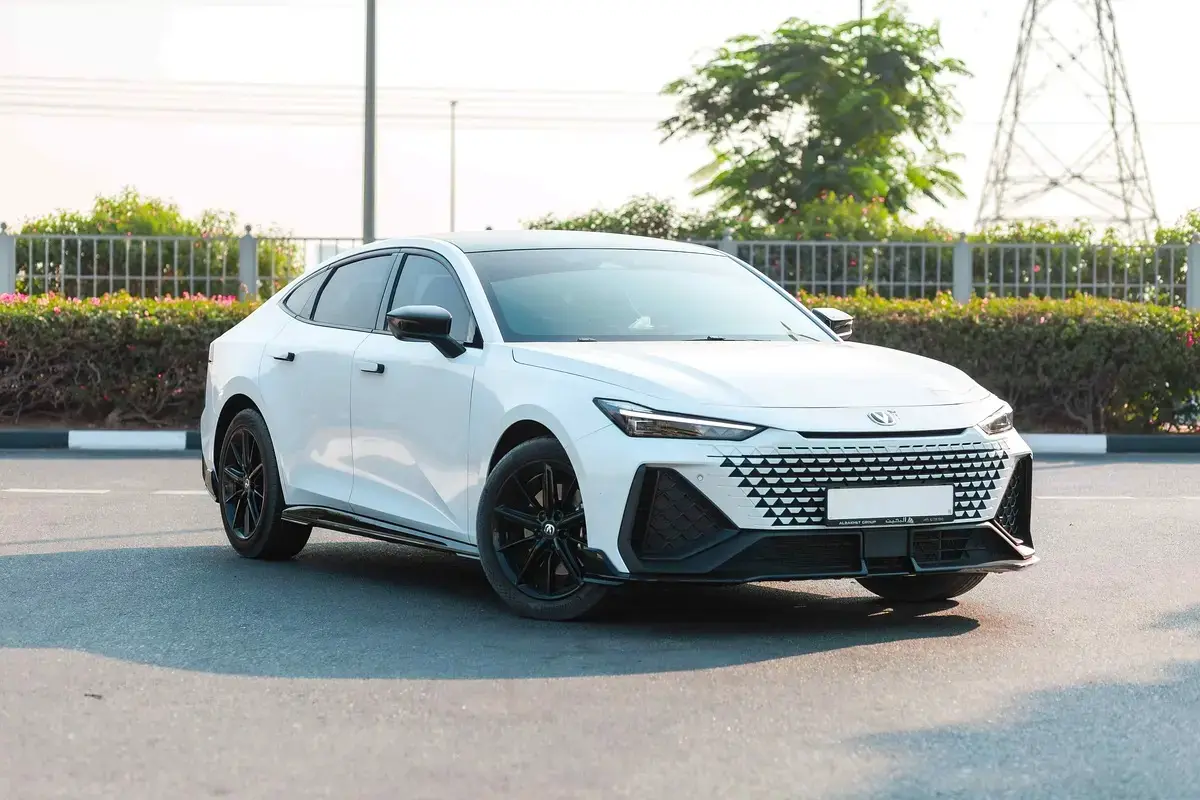 شانجان UNI-V 2025 2T